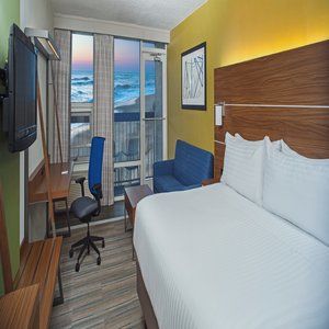 Express Oceanfront By Ihg